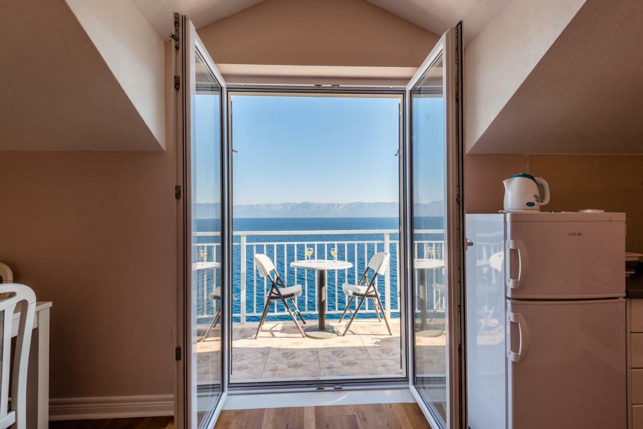 Apartment Villa Waterfront トゥルパニ エクステリア 写真